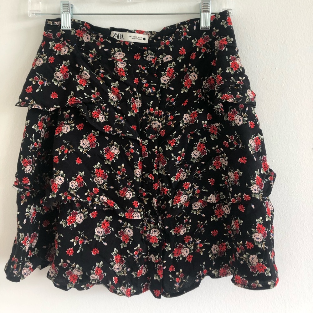 Zara Floral Mini Skirt